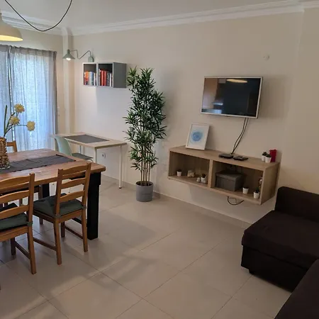 Appartement Baleal: Sunshine By The Pool Ferrel (Leiria)