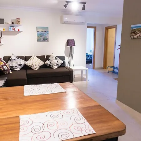 Baleal: Sunshine By The Pool Apartamento