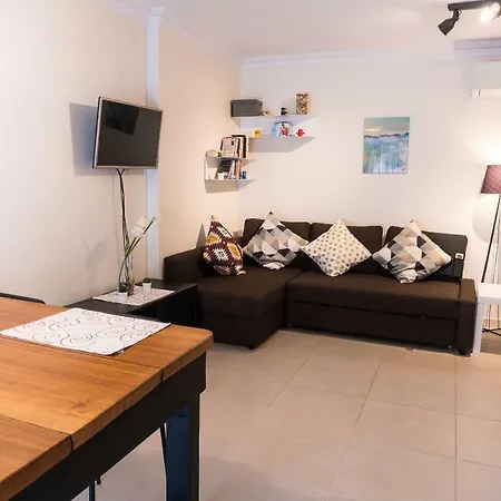 Baleal: Sunshine By The Pool * Ferrel (Leiria)