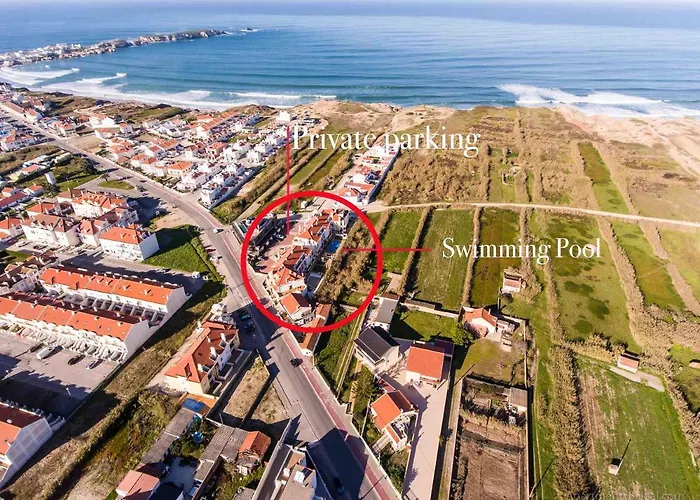 Baleal: Sunshine By The Pool Appartement